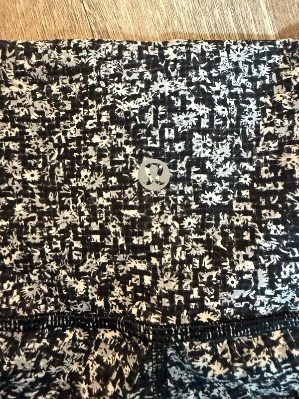 Lululemon Leggings - Image 5