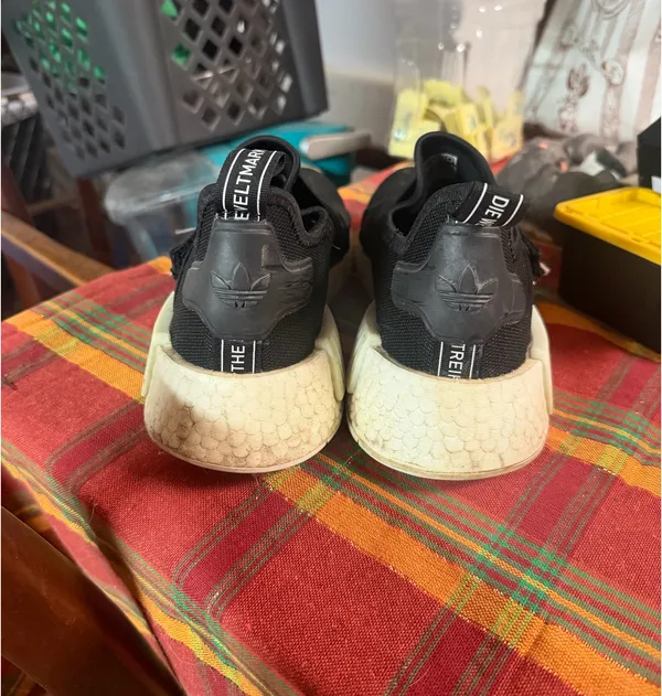 Adidas NMD R1 - Image 5