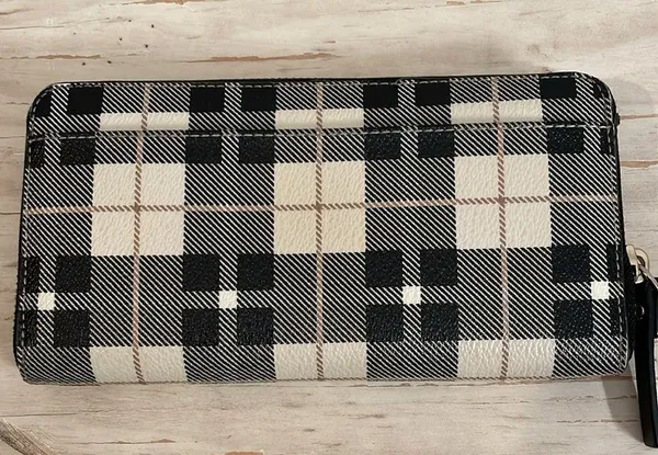 Kate Spade Plaid wallet - Image 4