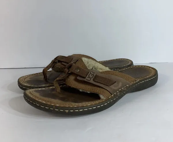 Uggs Women's Furry Sandals Sz 9 UGG 1629 EUC - Image 5