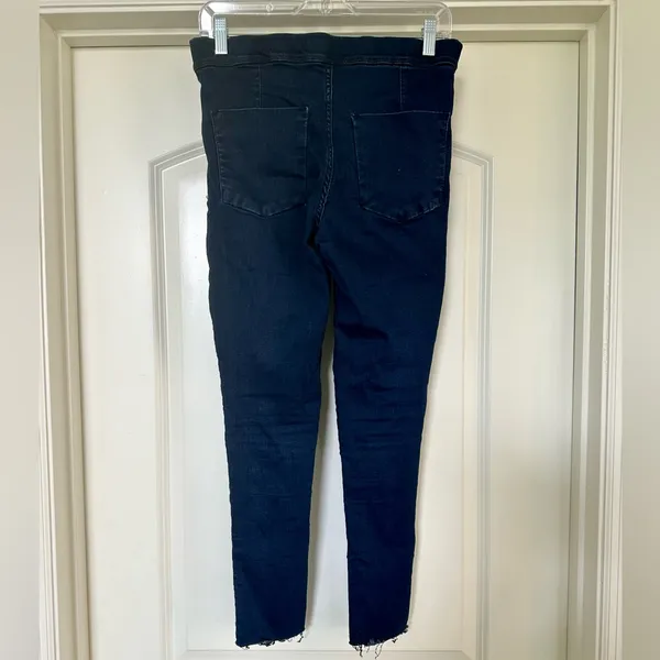 Free People - Denim Elastic Waist Jeans - brand new condition! 👖 - Image 9