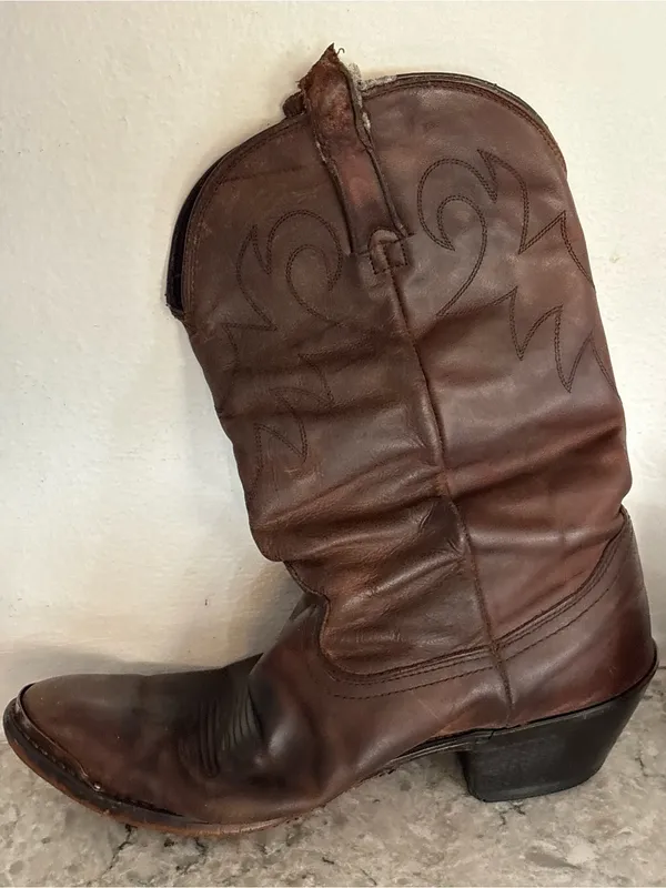 Vintage Durango Classic Brown Leather Western Boots - Image 6