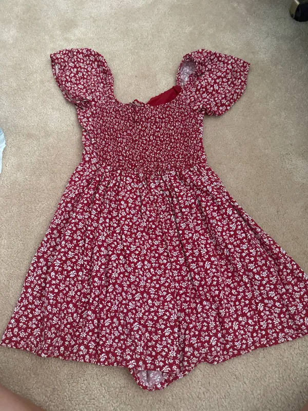 Red Hollister Romper Floral - Image 2