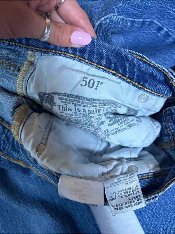 Levi’s WEDGIE STRAIGHT WOMEN'S JEANS SIZE 29x30 - Image 6