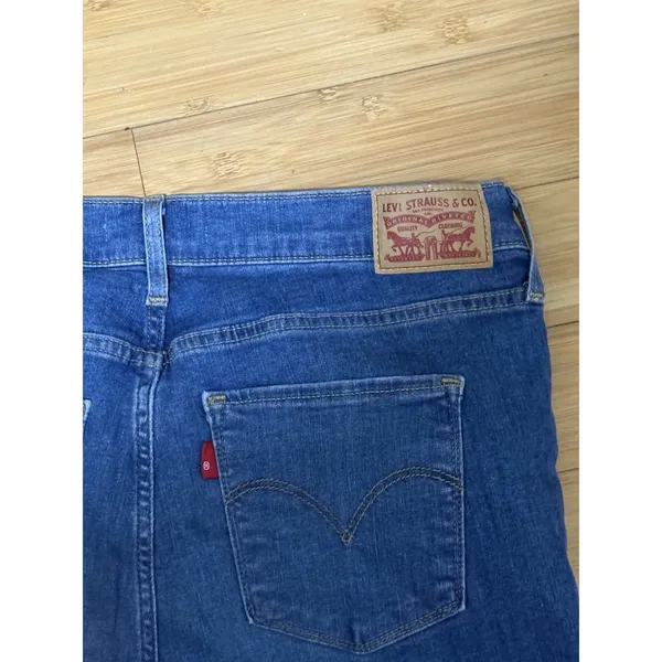 Levi’s 720 high rise skinny jeans women’s size 31 blue distressed denim - Image 6