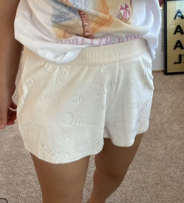PJ shorts in Ivory. L - Image 3