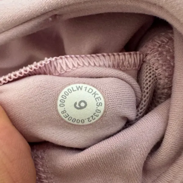 Lululemon Align High-Neck Tank Top
Light‎ Support size 6 - Image 4