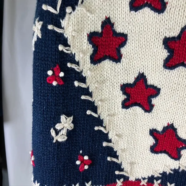 Vintage Christopher Banks Womens Small Knit Sweater Vest Embroidered Americana‎ - Image 5