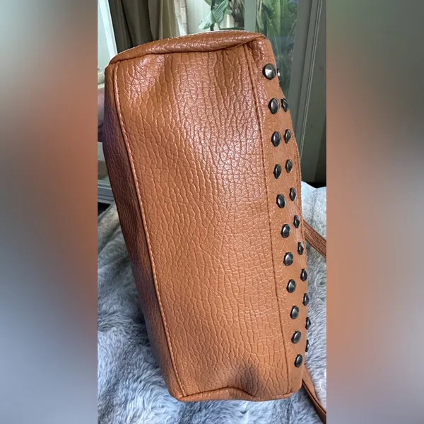 Ella & Elly brown rivet studded crossbody bag - Image 10