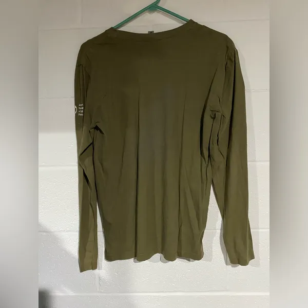 Long sleeve medium - Image 2
