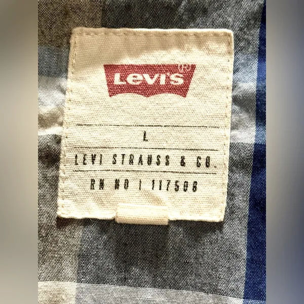 Levi's Button Up Shirt Men’s Size Large - Image 3