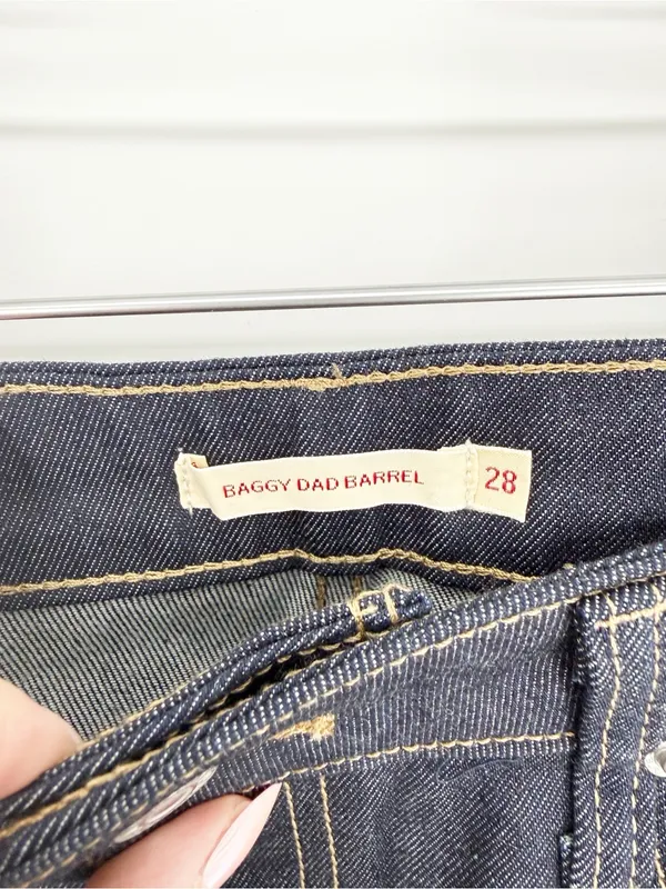 NWT Levi's Baggy Dad Barrel Leg Jeans Women's 28 Blue Y2K Denim - Image 6