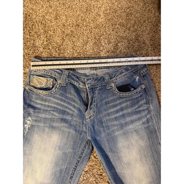 Miss Me JW5824P Cuffed Capri Jeans Light Wash Distressed Blue Denim Size 33 - Image 11