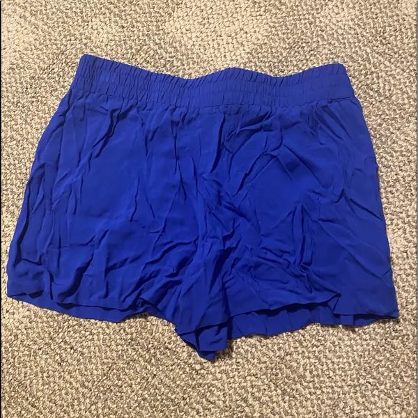 Target Womens Royal blue flowy shorts - Image 2