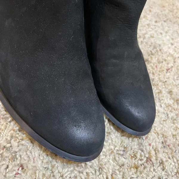 Vionic Size 7 Sienna Suede Bootie Boots Black Buckle Waterproof - Image 4