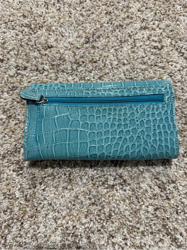 Teal Croc - Image 2