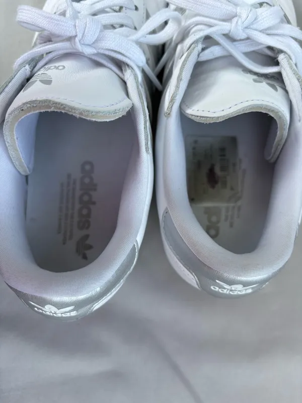 adidas Taekwondo Lace Low Top Sneakers Cloud White/Silver Metallic/Gum JS1192 - Image 10