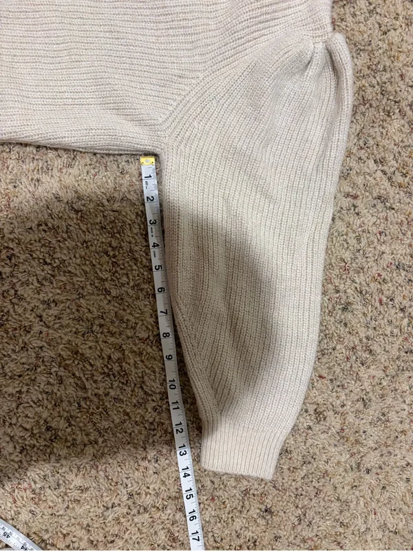 J. Crew Cream Cropped Puff Sleeve Turtleneck Sweater Wool Alpaca Size Medium - Image 16