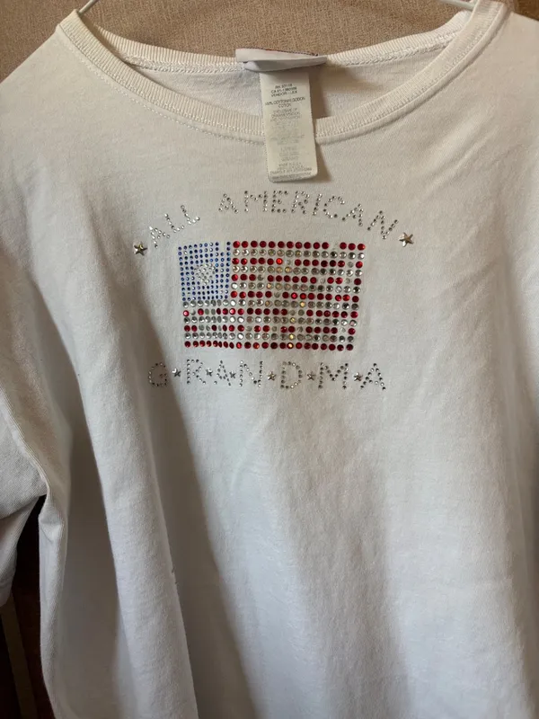 All American Grandma Flag Graphic Tee - Large - Image 2