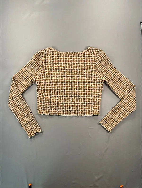 Altar'd State Brown and White Houndstooth Long Sleeve Button-Up Crop Top Medium - Image 6