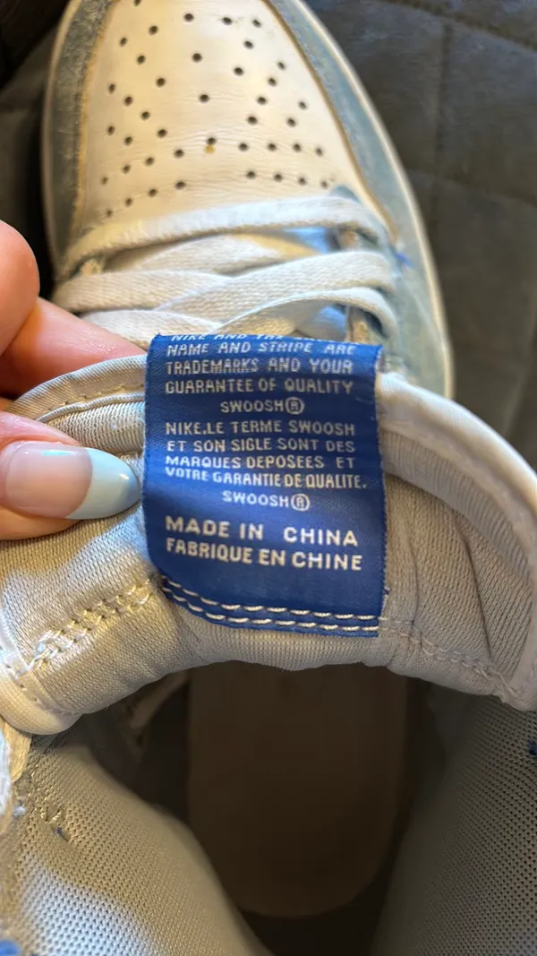 Air Jordan 1 Retro High Og Hyper Royal - Image 13