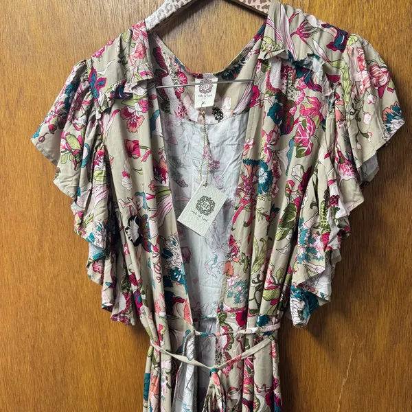 NEW BALIelf Made by Hand Carmen Wrap Short Sleeve Maxi Dress Beige Floral XL - Image 10