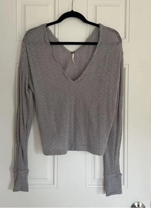 Sweaters - Image 2