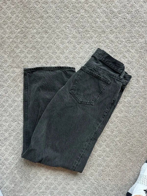 Abercrombie Low-Rise Ultra Loose Jeans - Image 3