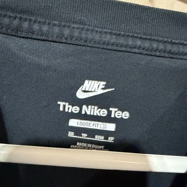 Nike T-shirt - Image 2