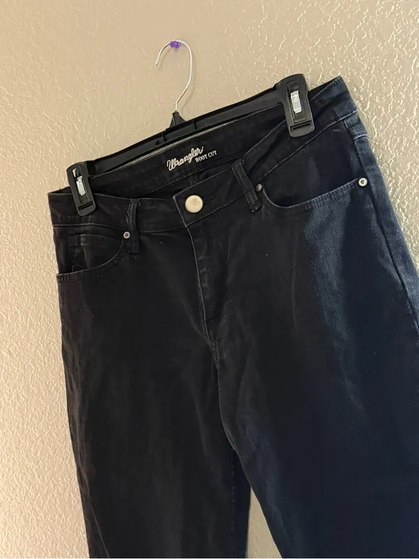 Wrangler Women'S Black Mid Rise Bootcut Jeans - Image 6