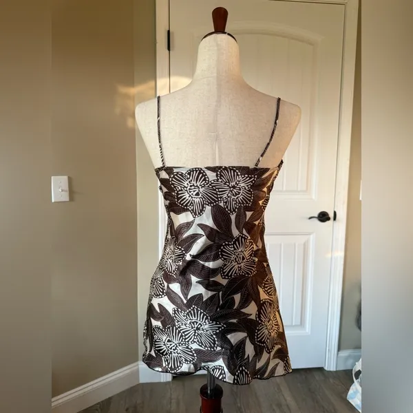 Vintage Y2K Brown White Floral Graphic‎ Mini Dress Empire Waist Ruched Bust - Image 2