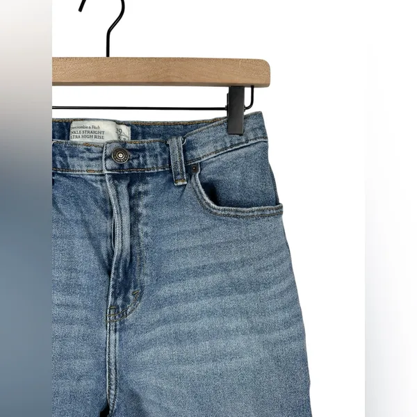 Abercrombie Curve Love Ankle Straight‎ Ultra High Rise Distressed Jeans 29 8R - Image 6