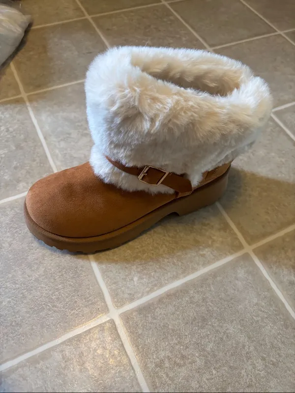 Faux Fur Cuff Tan Winter Boots with Buckle - Image 2