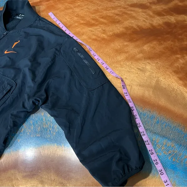 Nike WNBA CT Sun Black Full zip jacket size medium orange embroidered logo - Image 14