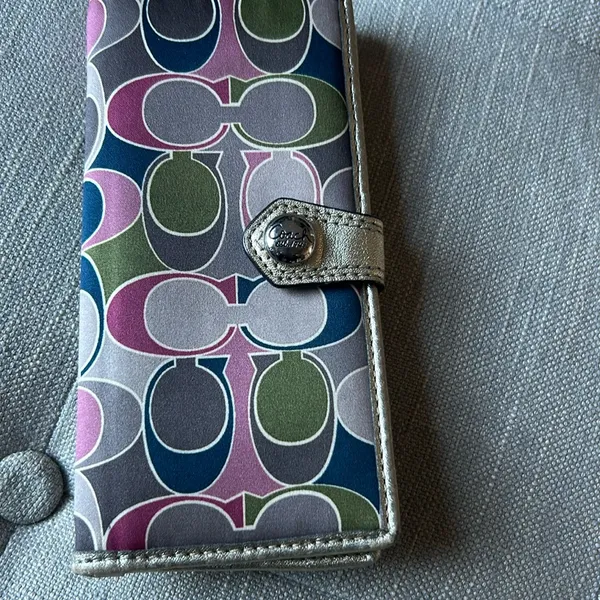 COACH 19464 Galley Multicolor Wallet - Image 6