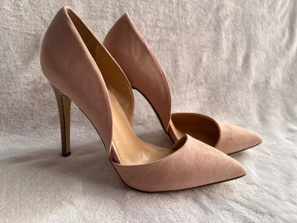JustFab Blush Suede Clised Toe Pumps - Image 3