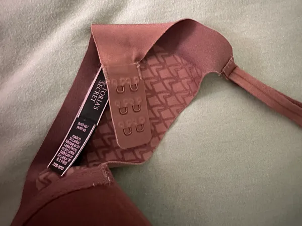 Victoria's Secret Push-up Bra - Image 5