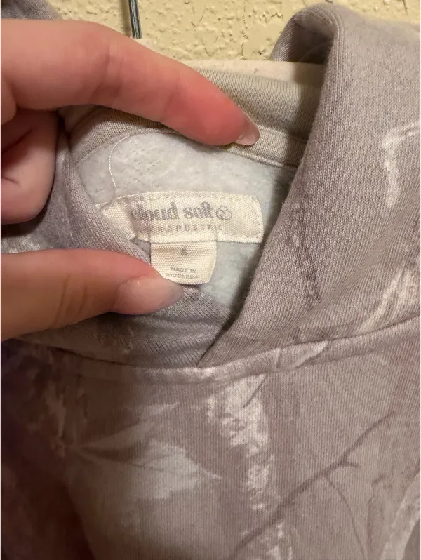 Aeropostale Camo hoodie - Image 3