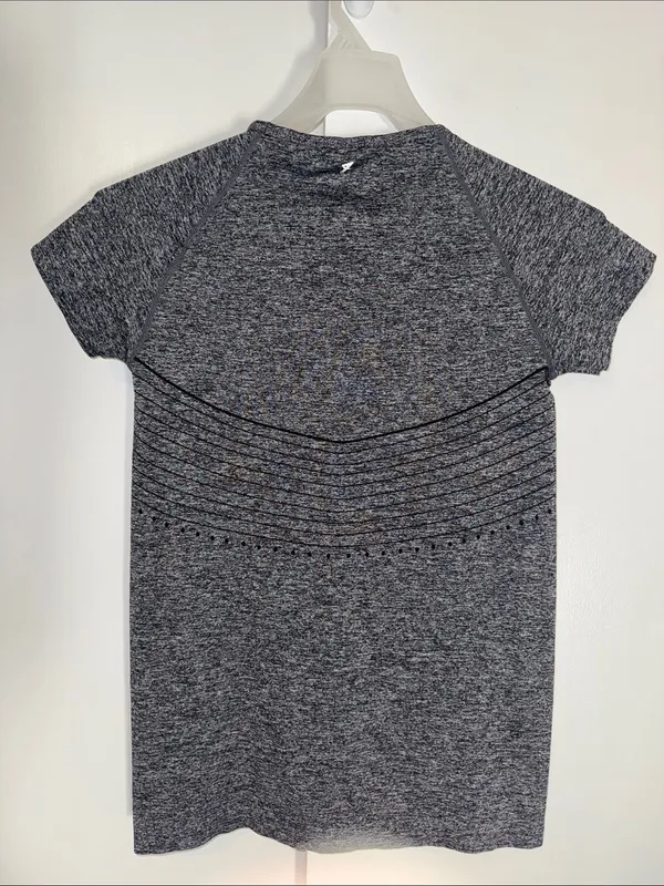Primark Workout Top Short Sleeve Heather Gray Women’s 10 / 12 - Image 4