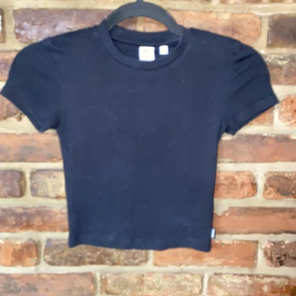 Aritzia TNA Black HomeStretch Rib Tune Waist Crop T-Shirt Women's Size 2XS - Image 2