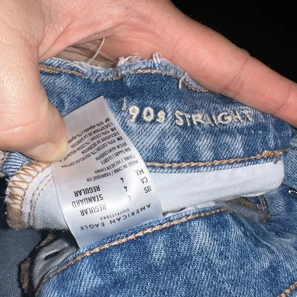 American Eagle 90’s Straight medium wash 4 skater distressed jeans - Image 2