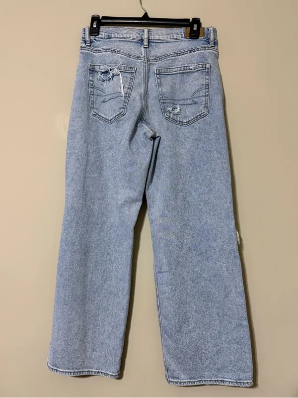 American Eagle size 4 short strigid light denim distressed jeans preppy casual - Image 11