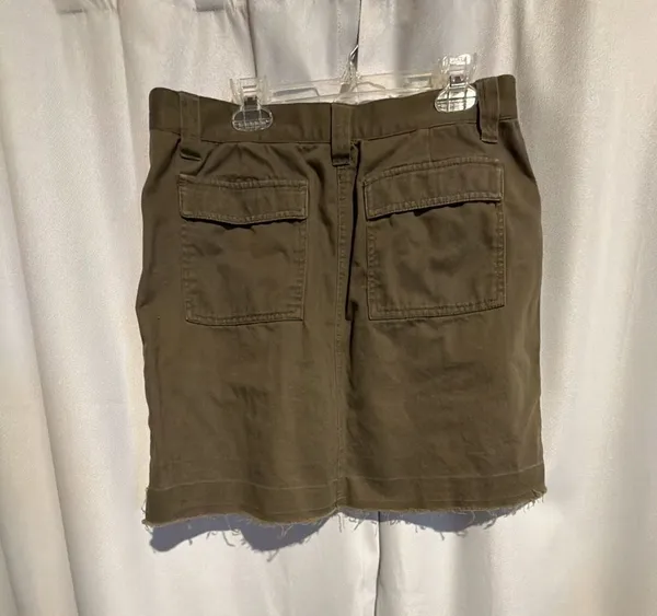 DKNY Jeans Olive Green Cargo Utility Skirt Size 6 - Image 2