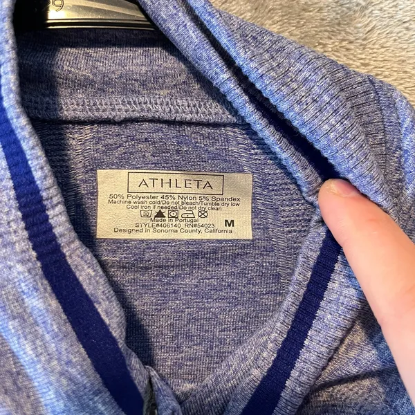 Athleta Fastest Track Long‎ Sleeve Active Half Zip Up Size Medium - Image 5