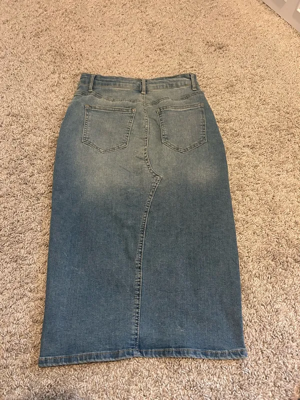 Shein Midi Denim Skirt - Image 2
