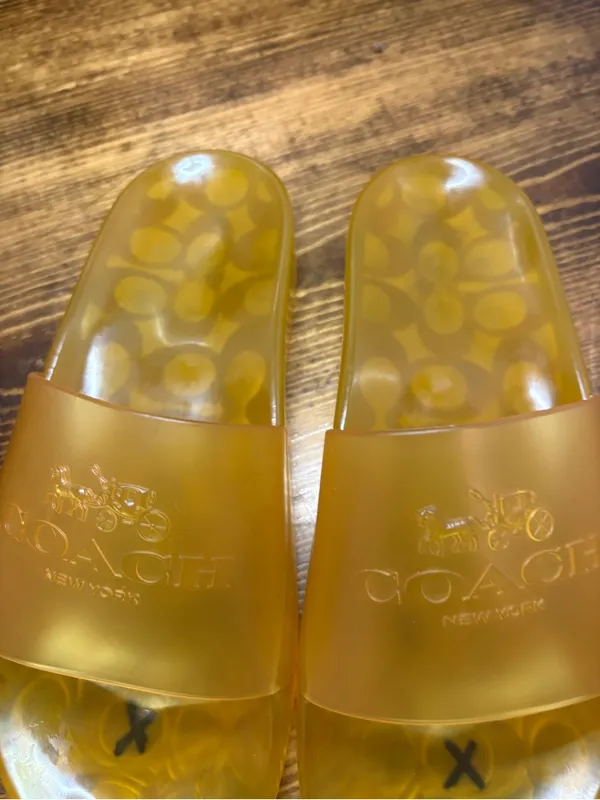 Coach gold Eylssa jelly slide sandals  size 7 - Image 3