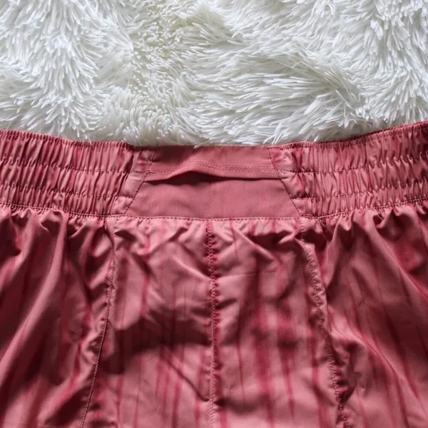 Nike One Shorts - Image 4