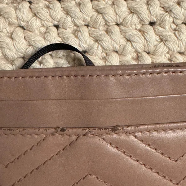 Gucci Taupe Leather Card Holder with GG Logo - Image 9