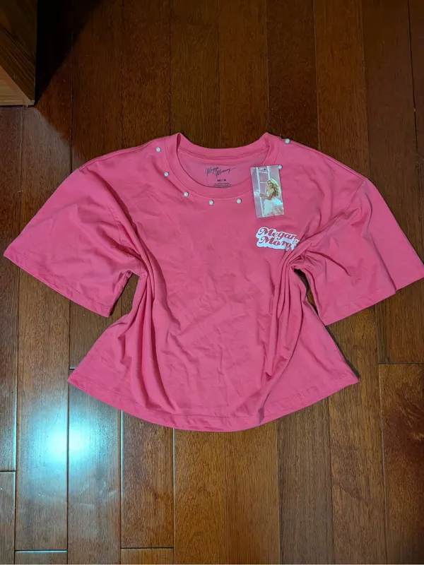 Megan Moroney Pink Pearl Graphic Cropped Tee Size M - Image 2