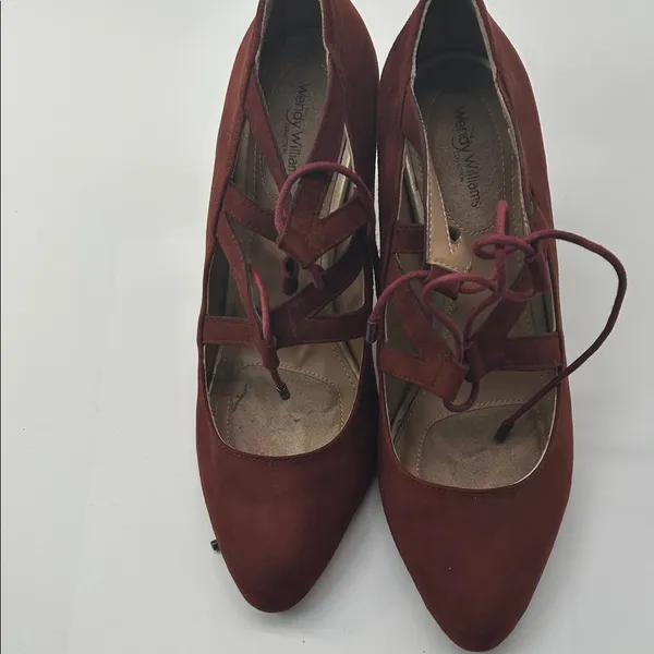 Stylish Burgundy Lace - Image 3